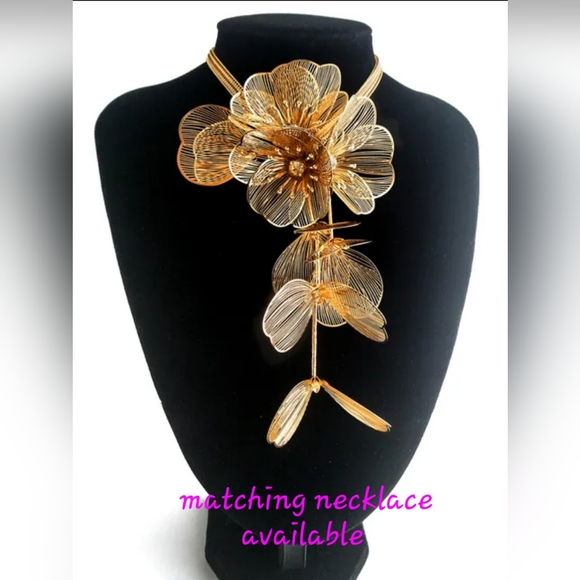 New ZARA cascading flowers golden earrings - Picture 14 of 15